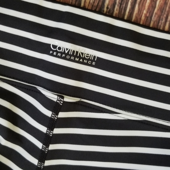 Calvin Klein Performance Striped Leggings - Picture 6 of 16